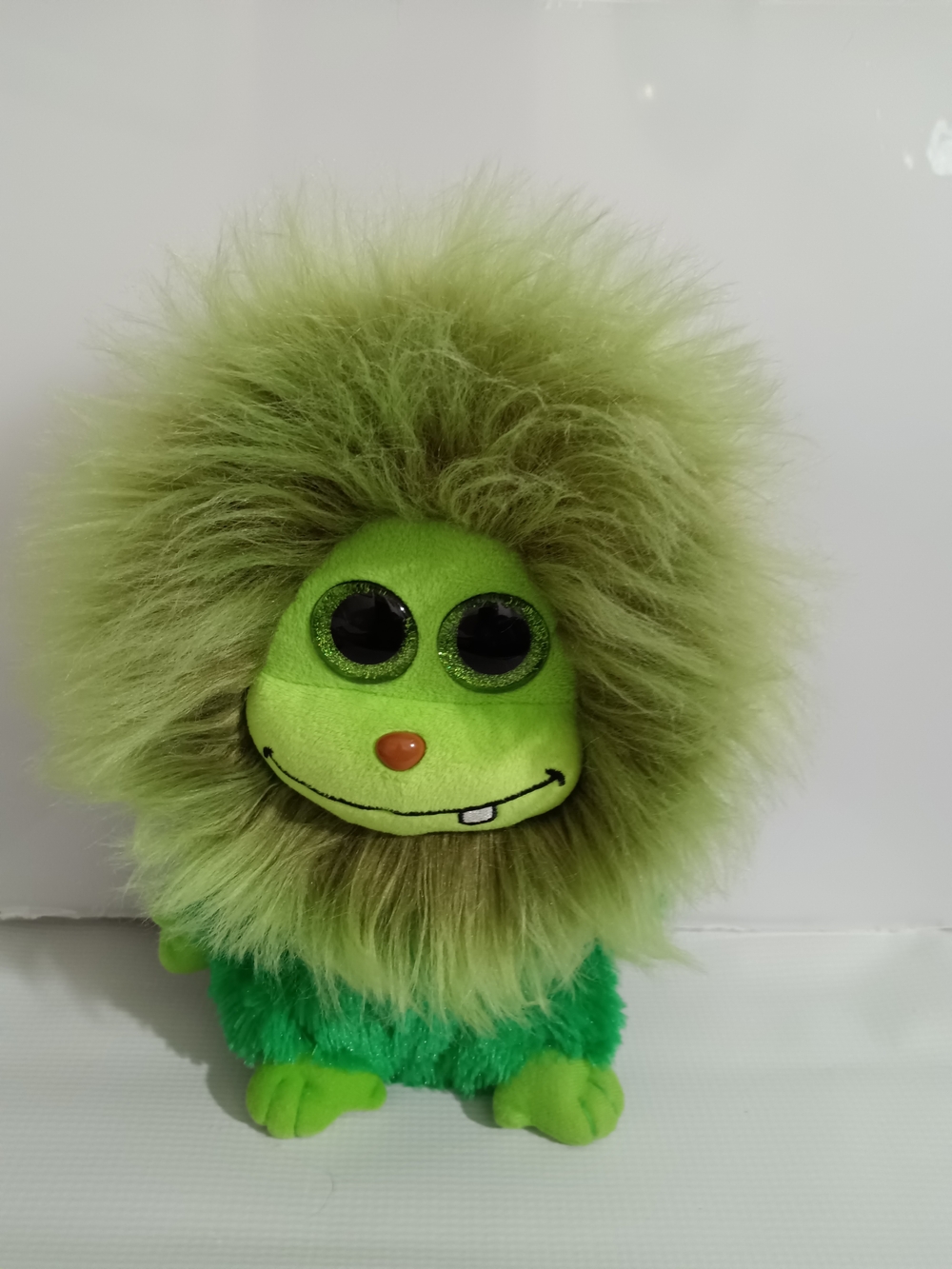 Ty Frizzys Creature Scoops The Green Monster Plush toy Beautiful Hairy Green Fur